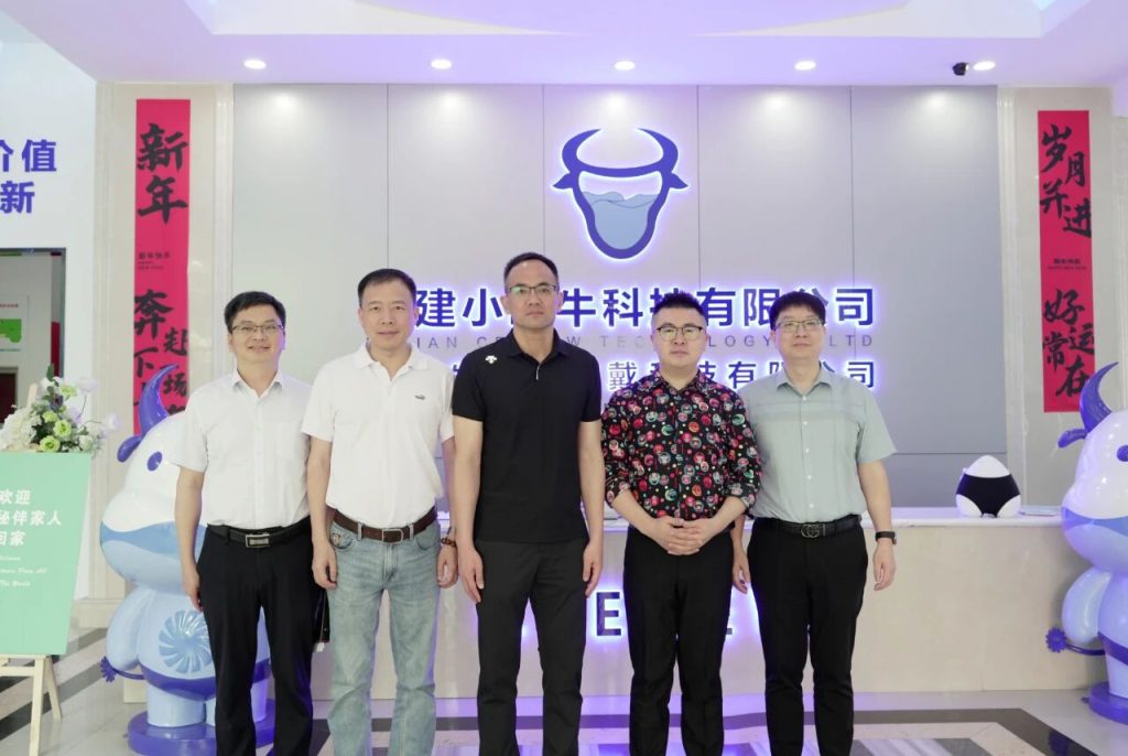 泉州开发区领导深入秘伴总部调研视察，助力企业高质量发展！