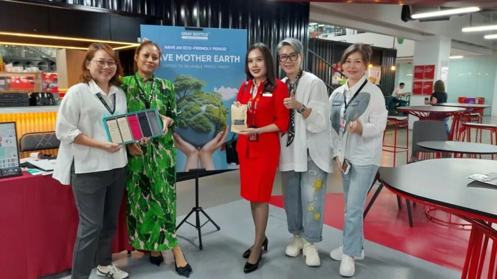 秘伴裤携手亚洲航空：以爱守护女性，以行动关爱地球！