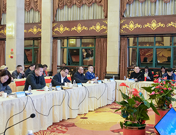 小吸牛董事长参会泉州市经济开发区企业家年会 共话发展机遇 凝聚奋进力量