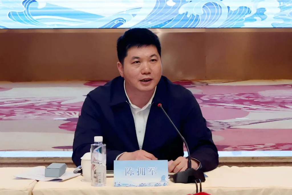 小吸牛董事长参会泉州市经济开发区企业家年会 共话发展机遇 凝聚奋进力量